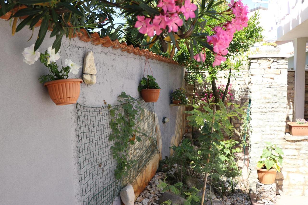 Apartment Sole Poreč Exteriör bild